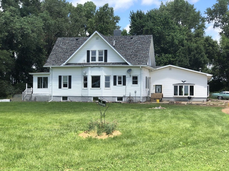 45106 308th St, Gayville SD 57031 45106 308th St, Gayville SD