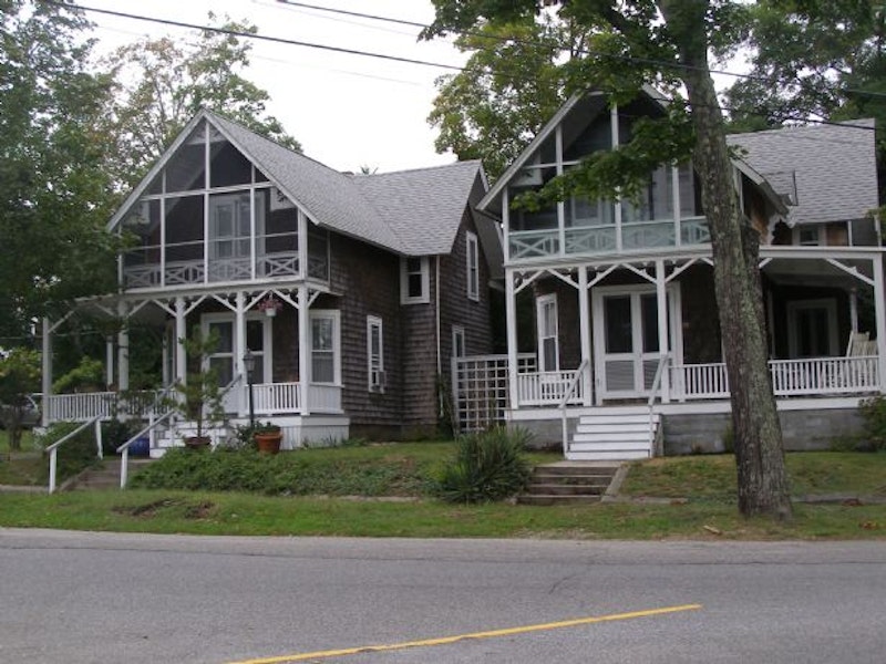 SHELTER ISLAND HEIGHTS TWO HOUSES, ONE PRICE 5 clinton ave, Shelter