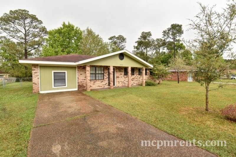 909 Hemlock Rd 909 Hemlock Rd, Gulfport MS