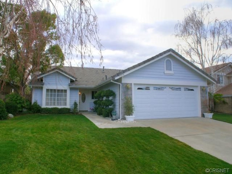 Santa Clarita View home w/ pool & possible RV 22574 Cardiff Drive