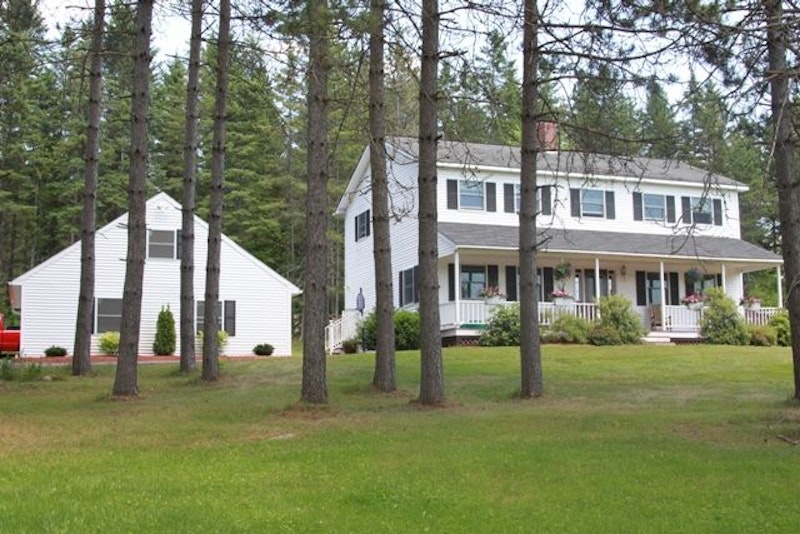 Significant Price Reduction! Lg 4 Bedroom Colonial Peru Oversized 2 Car Garage 9 SERENITY