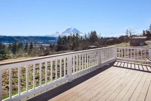 Edgewood Home, WA Real Estate Listing