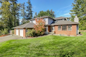 Federal Way Home, WA Real Estate Listing