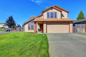 Tacoma Home, WA Real Estate Listing