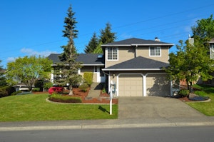 Federal Way Home, WA Real Estate Listing