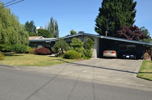 Auburn Home, WA Real Estate Listing
