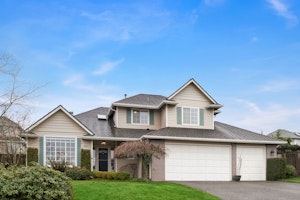 Tacoma Home, WA Real Estate Listing