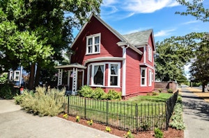 Tacoma Home, WA Real Estate Listing