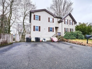 Reading Home, MA Real Estate Listing