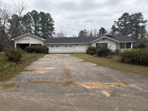 Jackson Home, AL Real Estate Listing