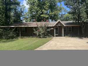 Millry Home, AL Real Estate Listing