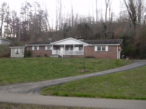 Williamsburg Ky Presents Branson Real Estate And Auction For All Your Real Estate Needs