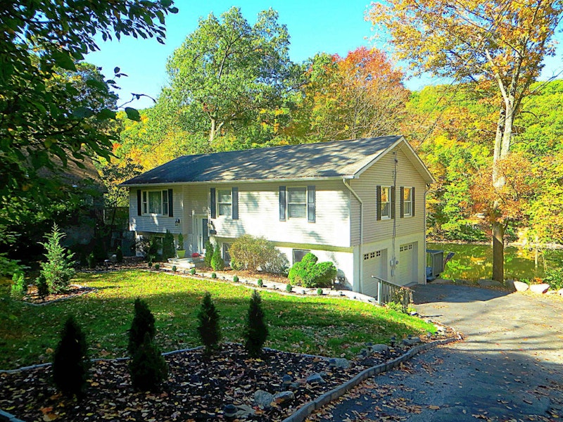 Updated Home in Vernon 43 East Shore Drive, Vernon NJ