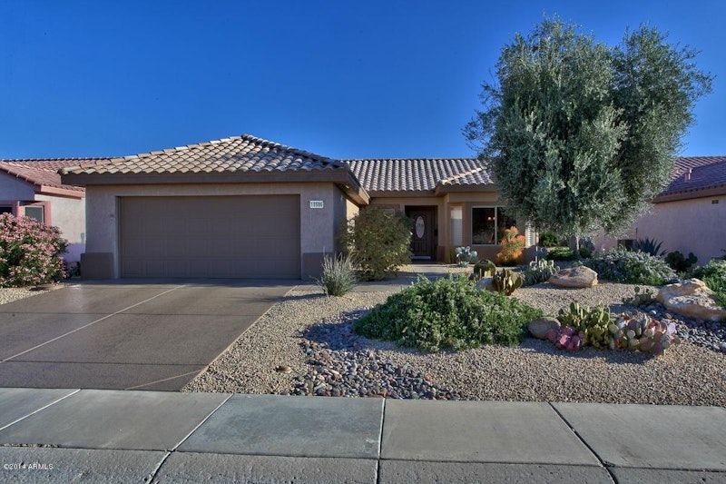 Unique Sun City Grand Home for Sale 15586 W VISTA GRANDE Lane, Sun