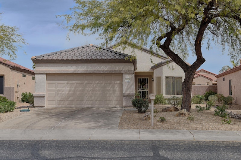 Sun City Grand Home Maintained Yard 16374 W CRATER Lane, Sun City