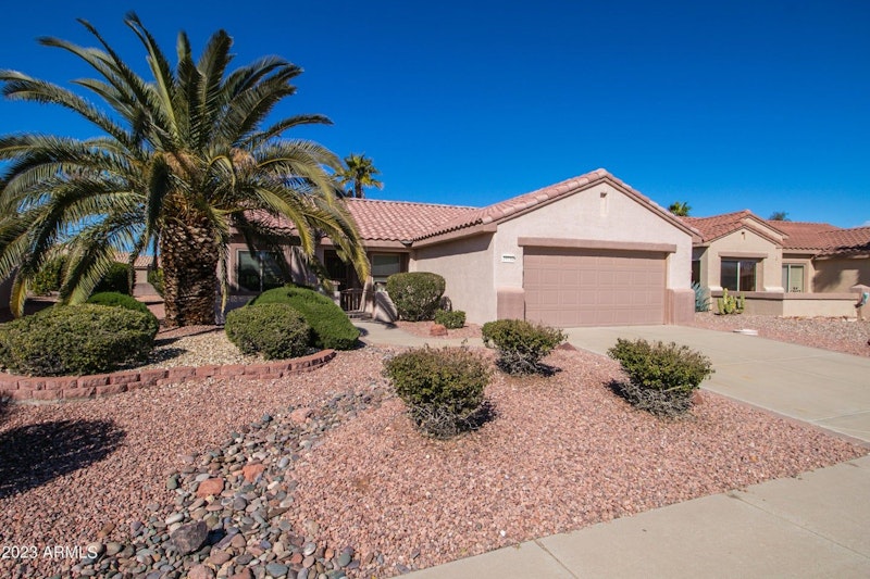 Sun City Grand Remodeled Home for Sale 19734 N WIND ROSE Way, Surprise