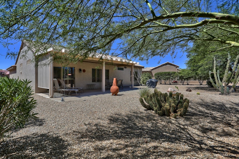 Extra Special Grand Home 15992 W QUAIL CREEK LN, Sun City Grand in